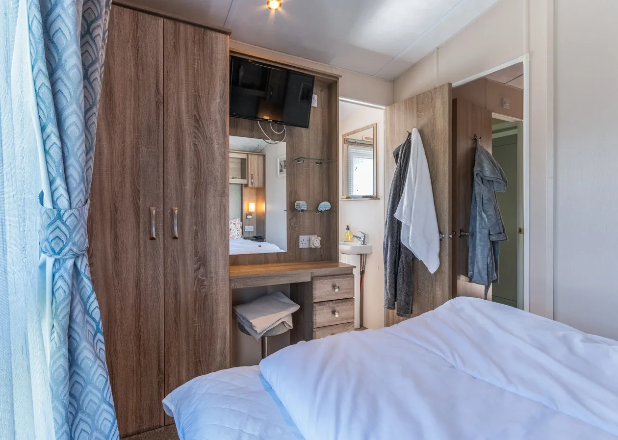 Oakdown Holiday Park - Pine Grove 9 - Luxury Homes for Sale